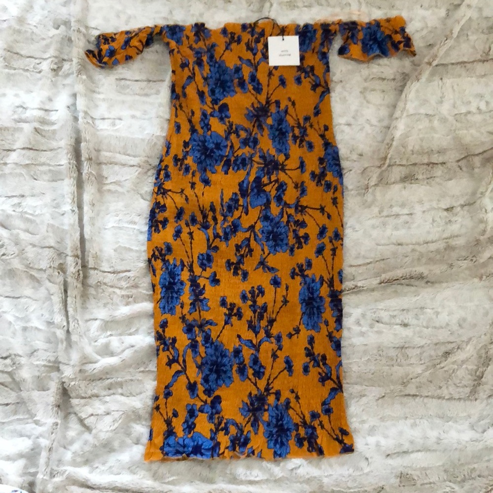 Off-the Shoulder Maxi Dress